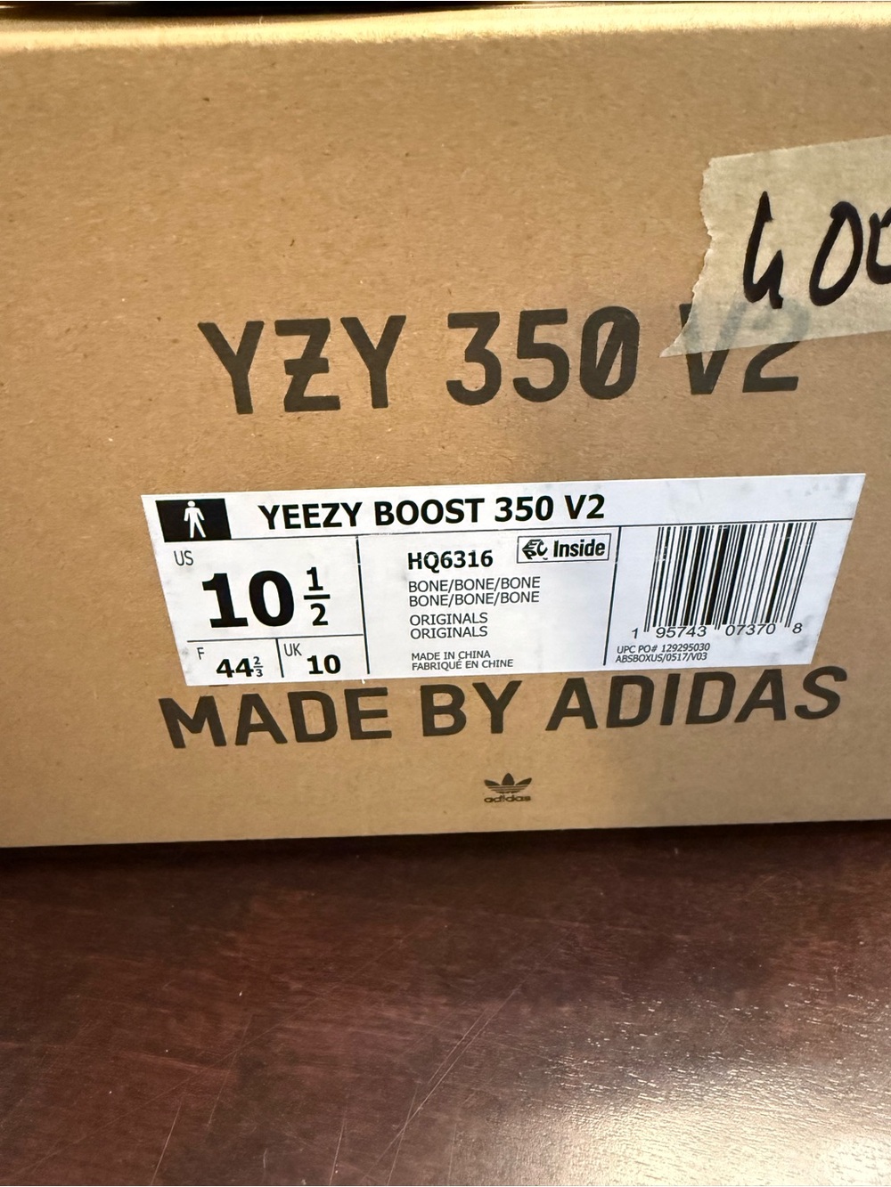 Adidas Yeezy Boost 350 V2 bone White Sneakers - Picture 3 of 8